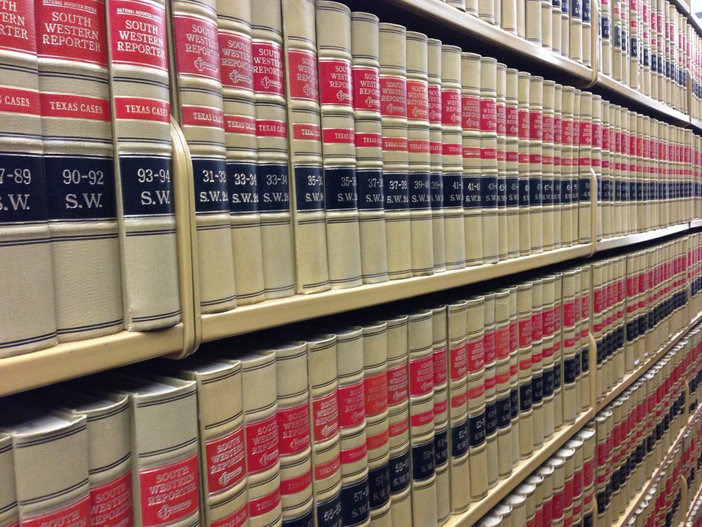 law-books-291676_1920-1024x768